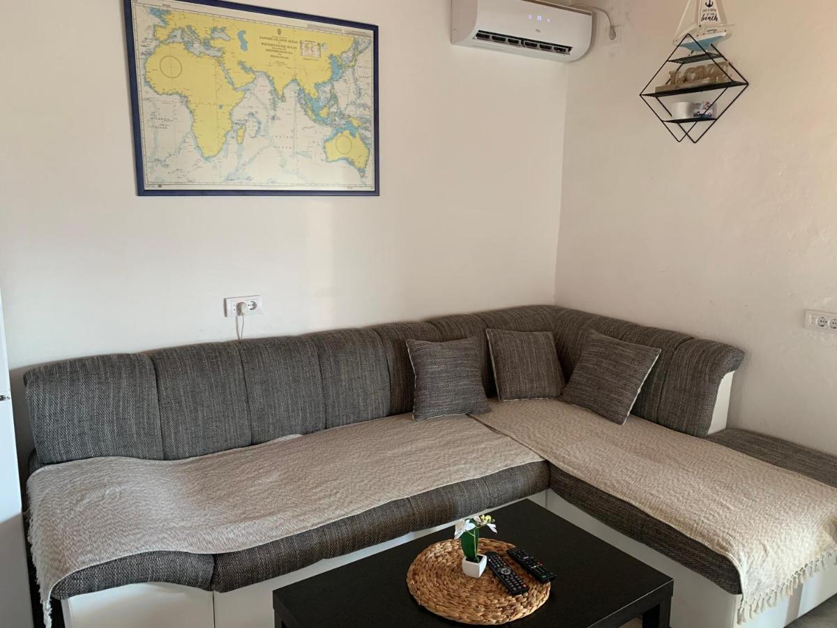 Azzure Apartment ウルツィニ エクステリア 写真