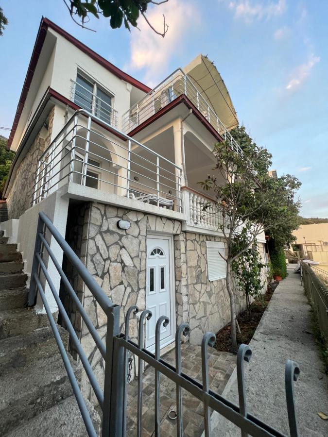 Azzure Apartment ウルツィニ エクステリア 写真